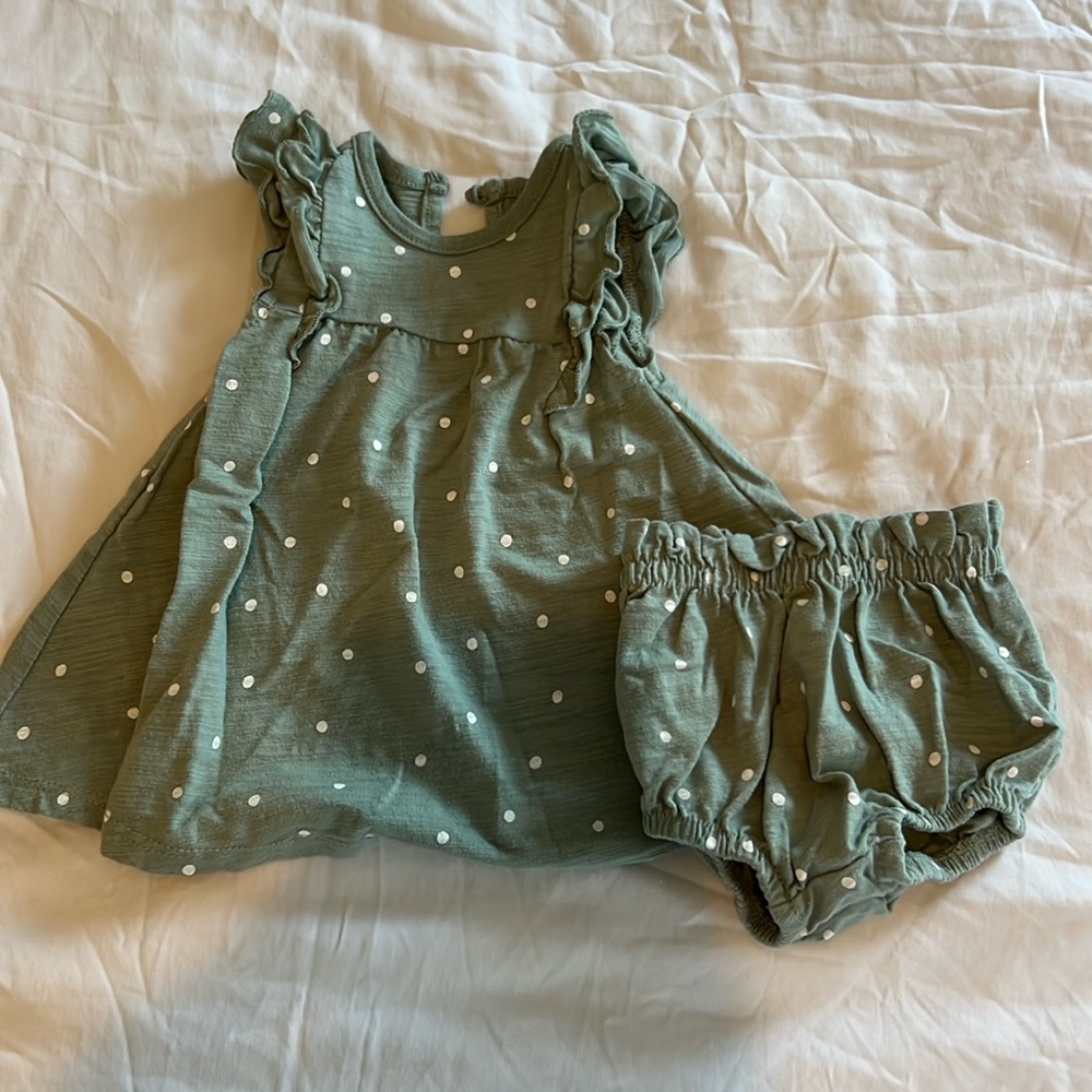Baby girl 2 P.C. set - 0-3m brand easy peasy